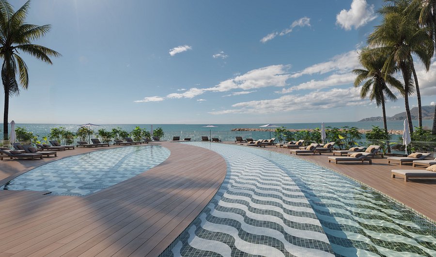 Hotel Pool
